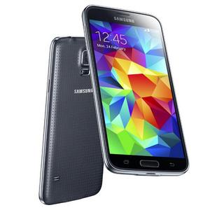 Samsung Galaxy S5 Big, Brash Android vs Slight, Beautiful iPhone   Which one are you? 